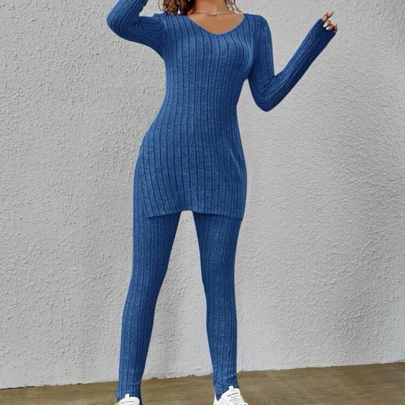 Split Hem Tee & Leggings *NEW* - Picture 4 of 16